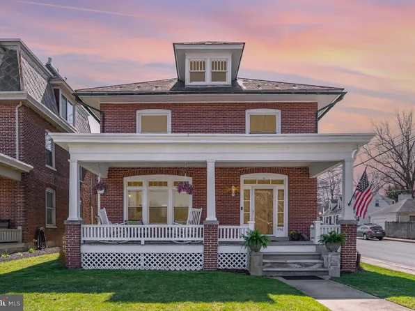 746 S State St, Ephrata, PA 17522
