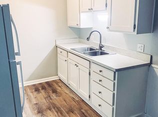 1332 Brooke Park Dr APT 3, Toledo, OH 43612