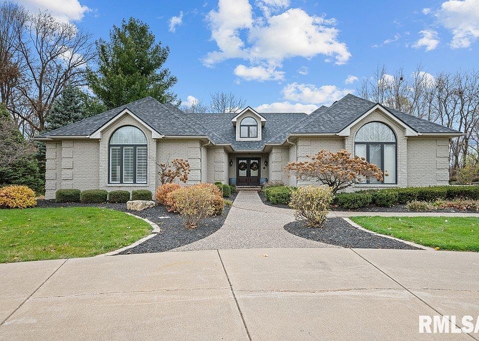 1st image of 9 Orchard Hill Blvd