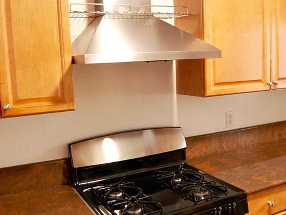 5th image of 583 Hayes St APT 6