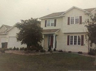 563 Westwind Ave, Shakopee, MN 55379