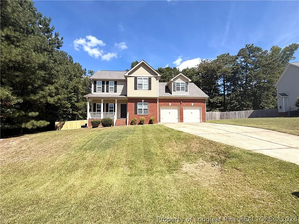3 bed, 2.5 bath, 1985 sqft, $2,100 — Photo 1