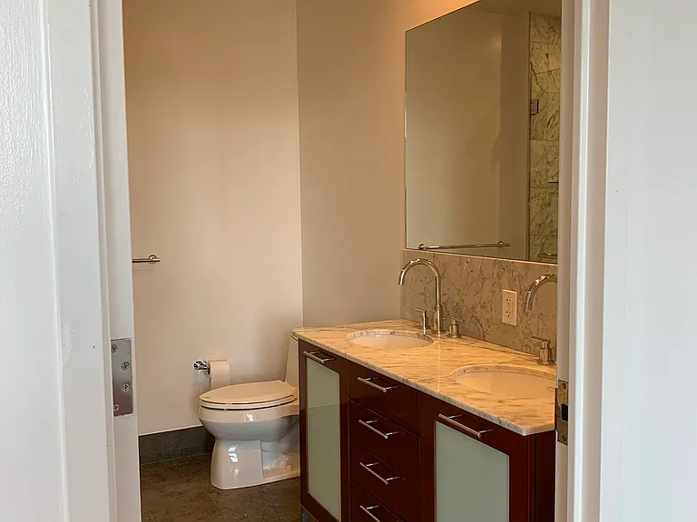 100 Jay St #22G — Photo 17