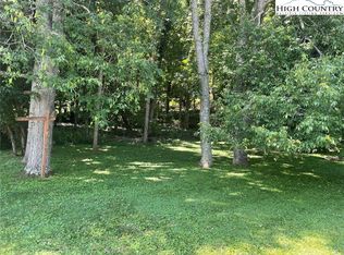 Poplar Ave, West Jefferson, NC 28694