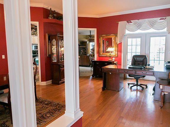 3rd image of 1509 Pinedale Meadows Ct