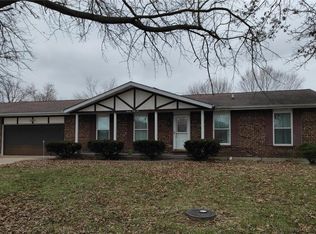 742 Parkwood Dr, Ste Genevieve, MO 63670