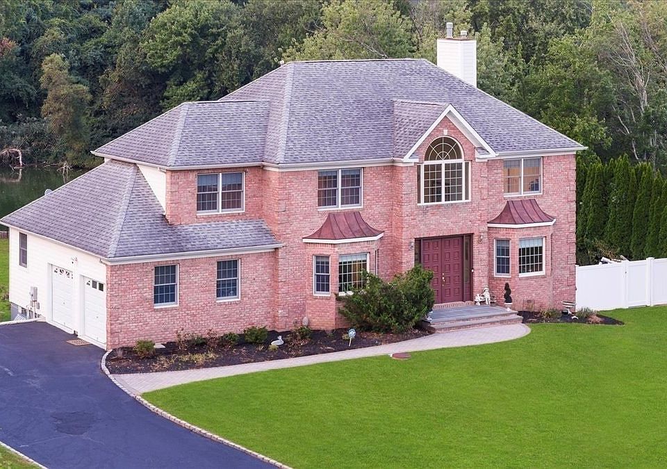 129 Majestic Drive, Dix Hills, NY 11746 MLS 3503660 Zillow