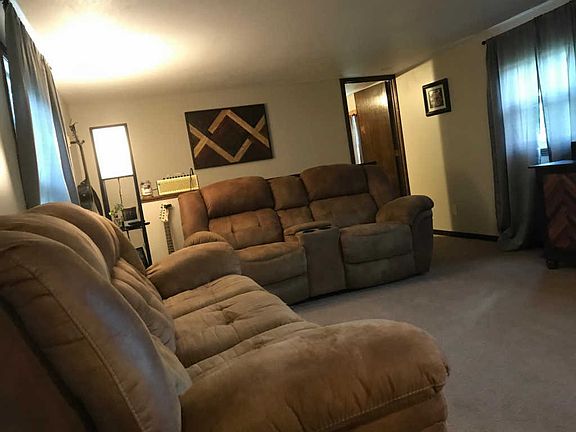 4th image of 1536 Oakview Dr