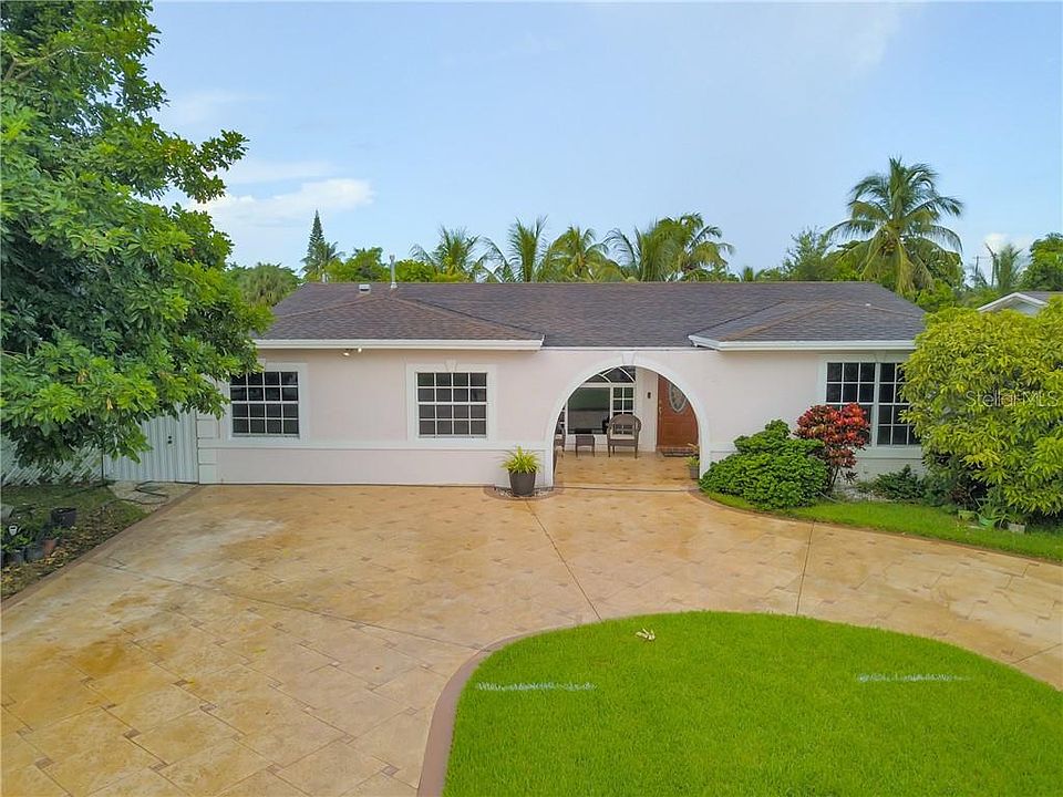 1st image of 3021 Dolphin Dr