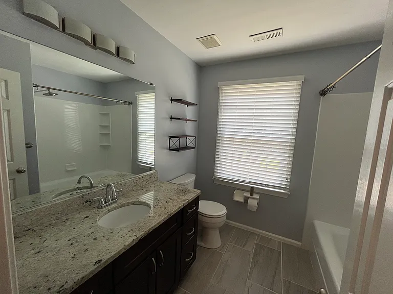 417 Bryan Ct — Photo 12