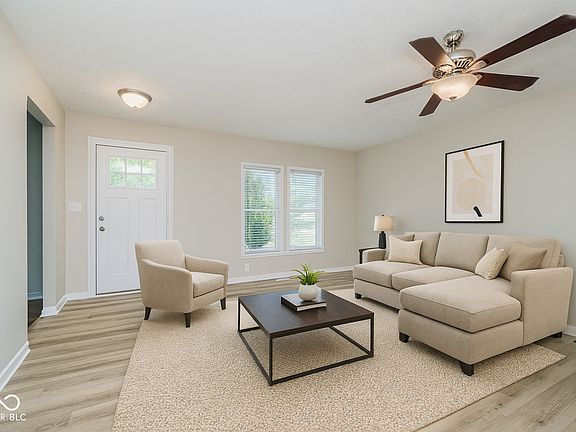 3rd image of 5221 Moonlight Dr