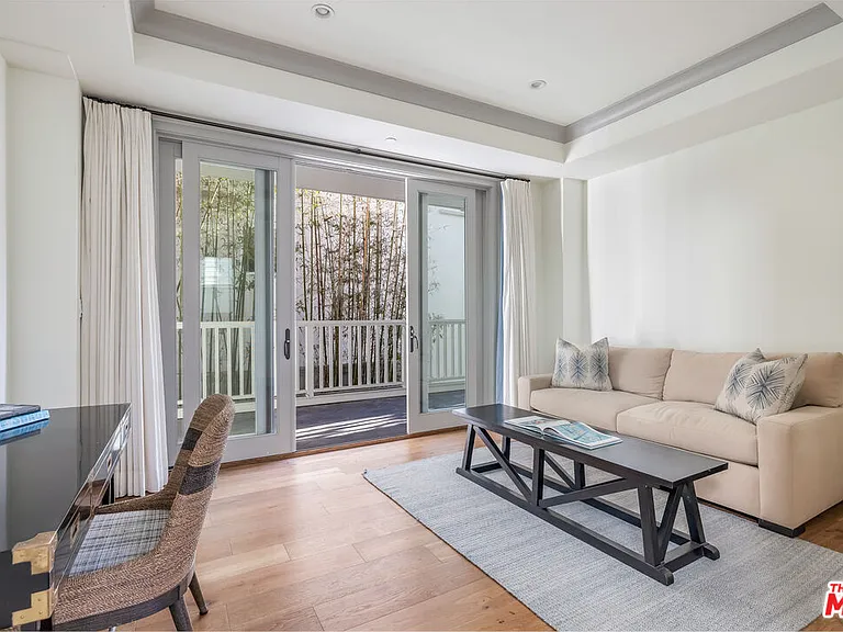 703 Bayview Dr — Photo 19