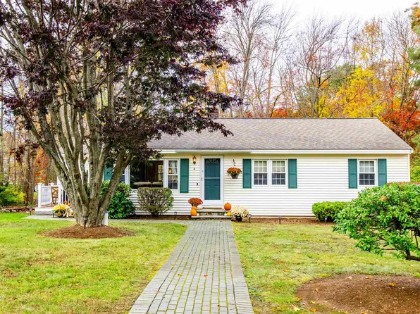 4 Dauntless Lane, Plaistow, NH 03865