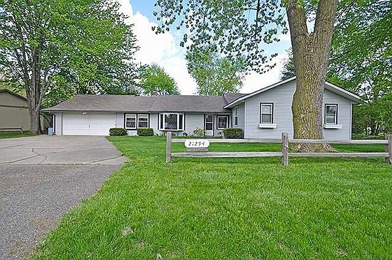 1st image of 21294 Cass St
