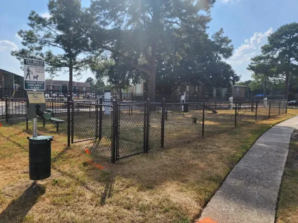 Cali Crossing Apartments