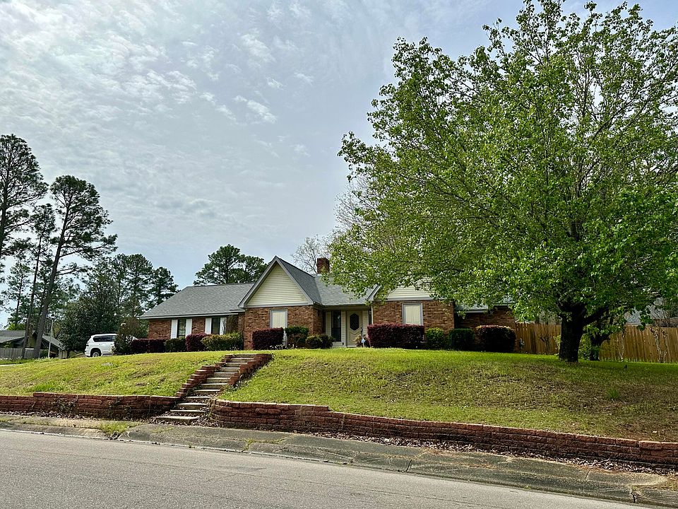1st image of 114 Kensington Dr