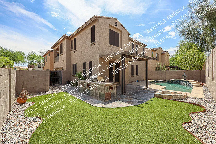 Make this beautiful North Phoenix home yours today! — Photo 3