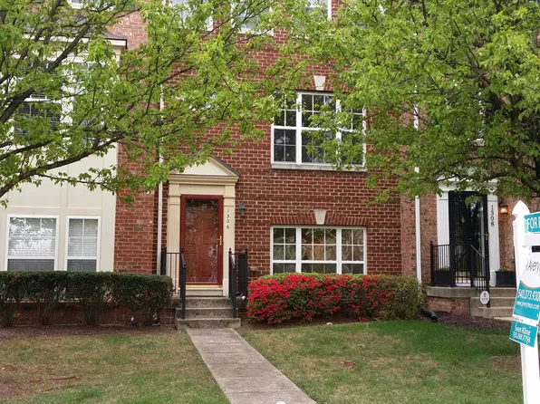 1306 Wilcox Ave, Fredericksburg, VA 22401