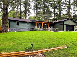 1802 Pinecroft St, Benton, AR 72019