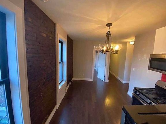 4th image of 612 W 182nd St APT 10