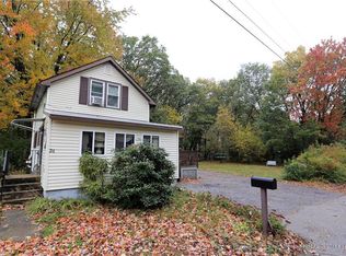 26 Dorrington Ave, Sanford, ME 04073