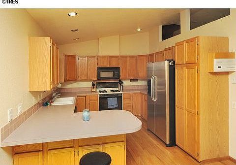 4th image of 541 Sherri Dr
