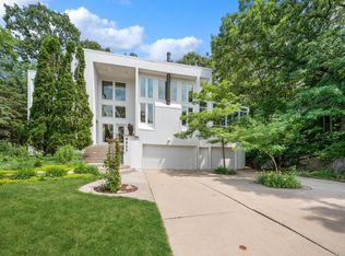 8025 Telegraph Rd, Bloomington, MN 55438