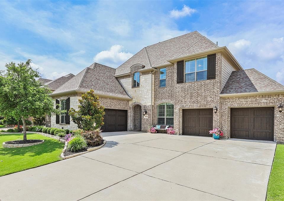 1st image of 4531 Desert Willow Dr
