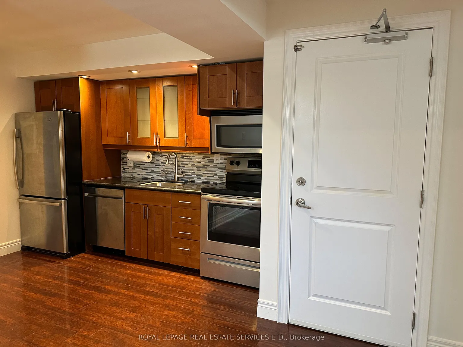 2 bed, $2,500 — Photo 3