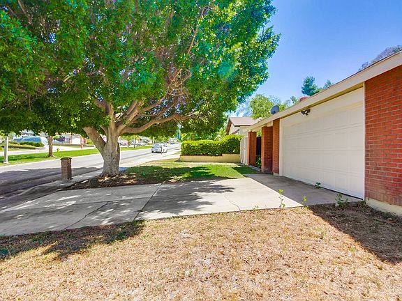 4th image of 2382 Mesquite Ln