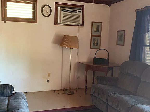 4th image of 901 N Shore Dr