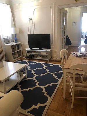 Rented by Alexander Bilu, LREB | media 15