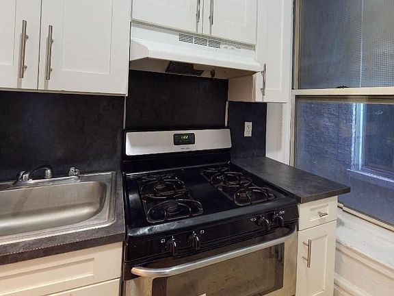 5th image of 2 W 120th St APT 2B