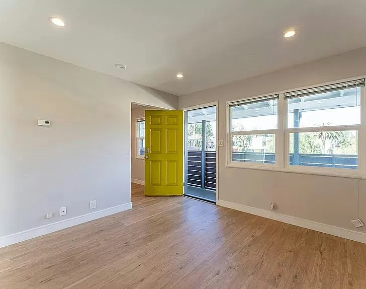 988 E El Camino Real #9-990