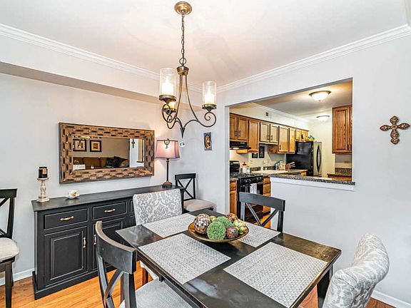 5th image of 5340 Newport Dr #1-3A