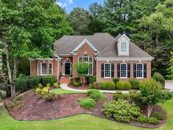 1751 Mulberry Lake Dr, Dacula, GA 30019