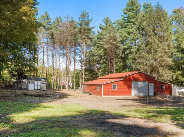 396 Brattleboro Rd, Bernardston, MA 01337