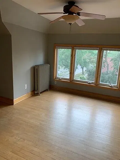 5 bed, 1.5 bath, $2,600 — Photo 3
