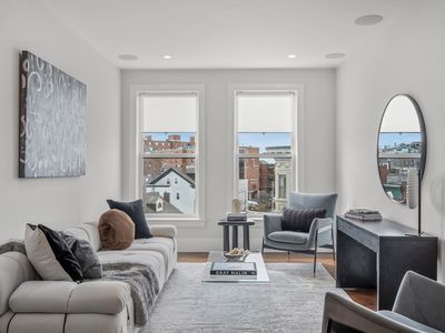 480 W Broadway #303, Boston, MA, 02127