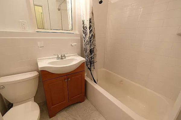 Rented by Aether Property Group | media 19