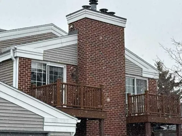 N17W26865 East Fieldhack DRIVE #H, Pewaukee, WI 53072