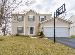20421 Glen Vista Ln, Crest Hill, IL 60403