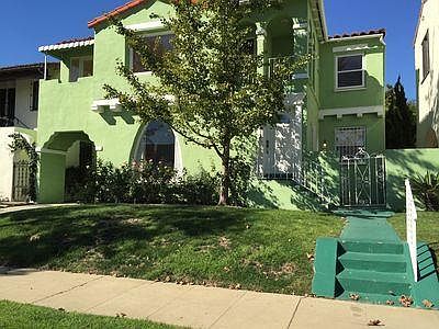 1st image of 1117 S Hayworth Ave