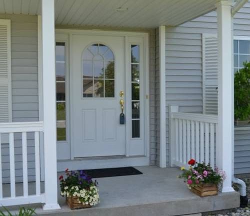 Welcome Home.  Your family and friends will love coming to visit and feel welcome once they arrive at the covered front entrance.
