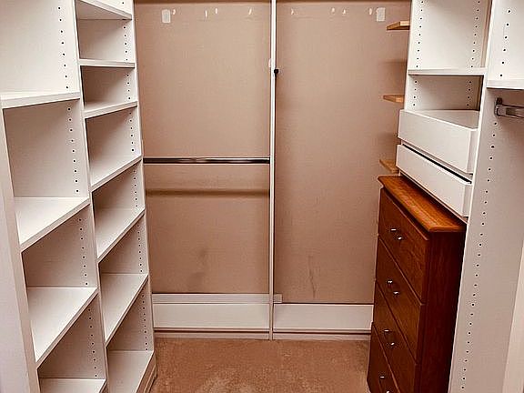 5th image of 1 Riverpointe Plz APT 413