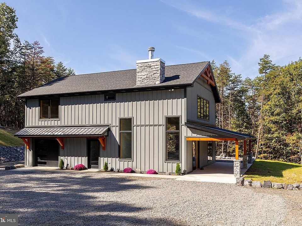 1st image of 102 Bluffs Ridge Rd