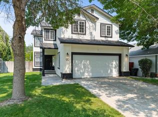 90 Bremmer St, Richland, WA 99352