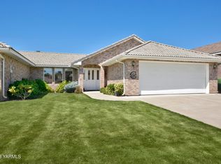 5101 Summitview Ave UNIT 18, Yakima, WA