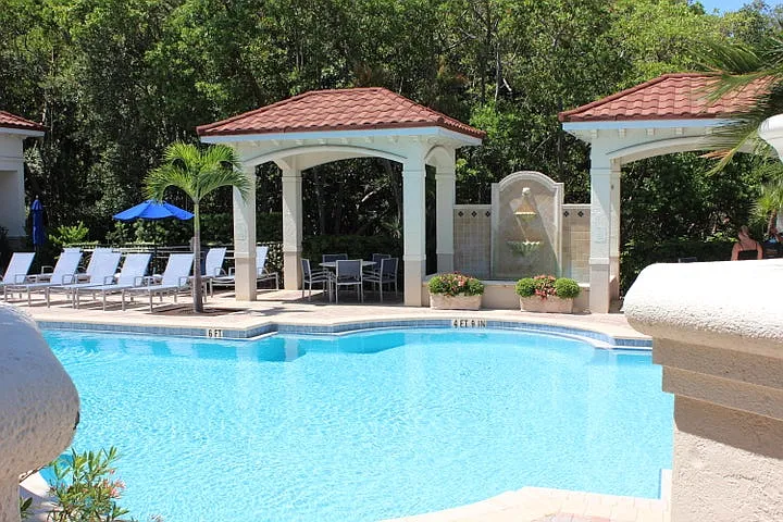 3302 Tuscany Way — Photo 27