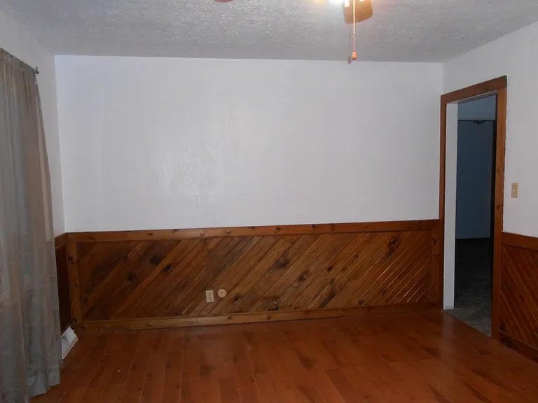 7068 E Hadley Rd — Photo 2